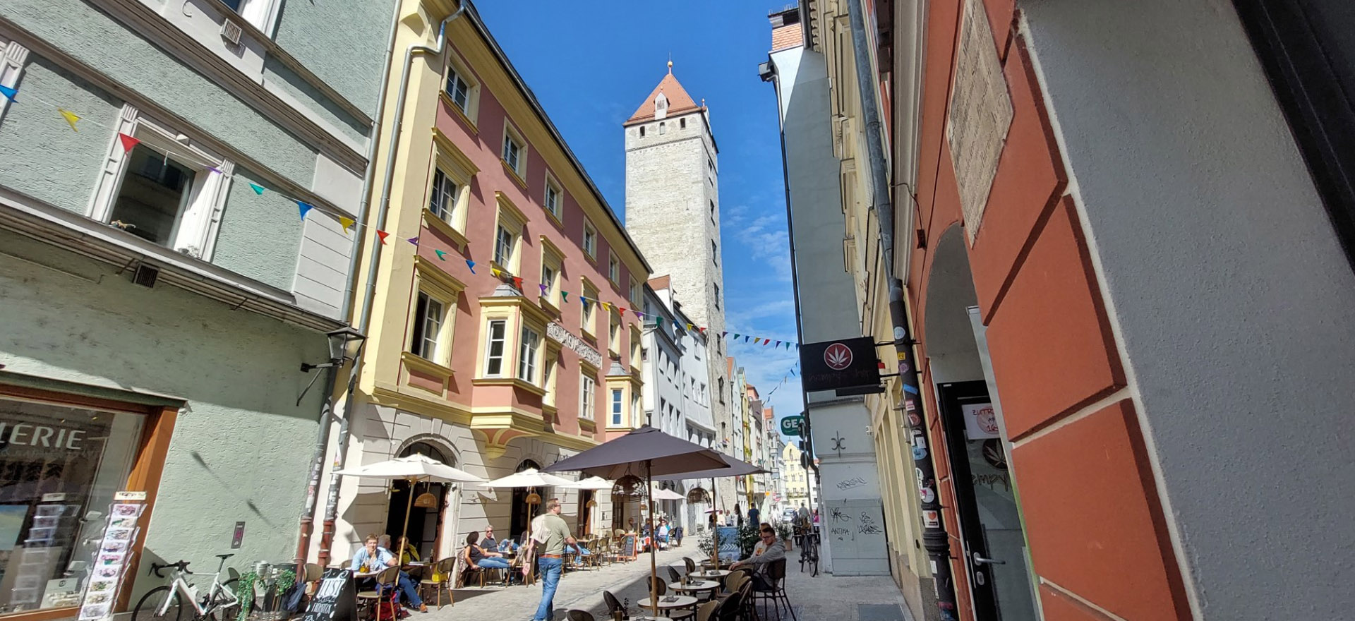 Das Mittelalter ist auf Schritt und Tritt in der Regensburger Altstadt zu sehen und zu erleben